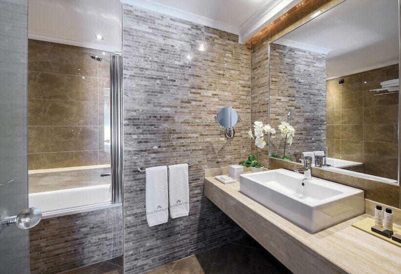 Семейный Номер, Anatolia