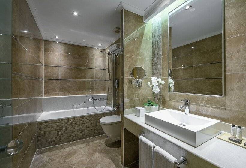 Семейный Номер, Anatolia