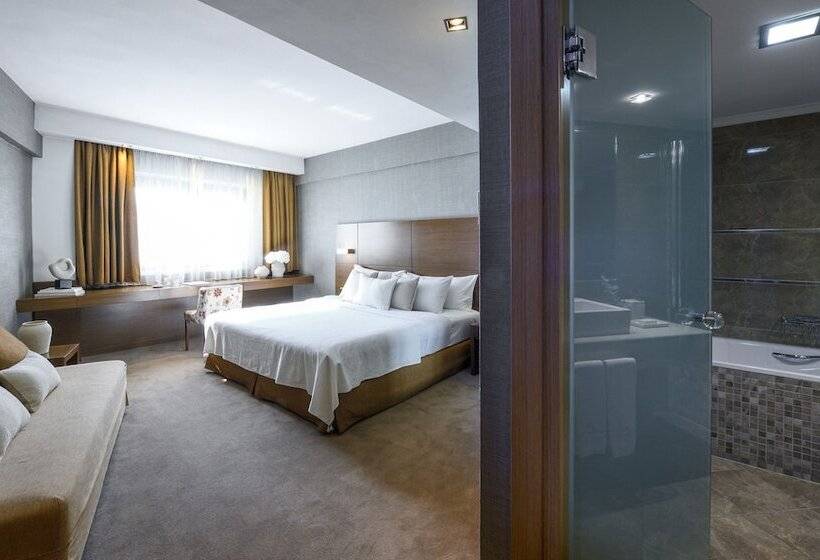 Семейный Номер, Anatolia