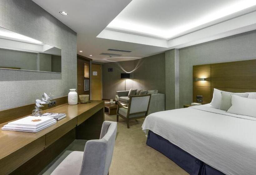 Полулюкс, Anatolia