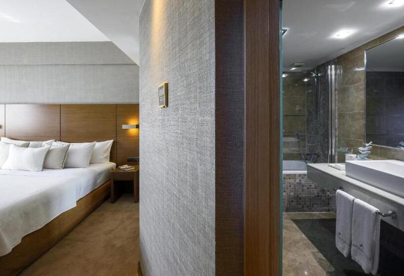 Семейный Номер, Anatolia