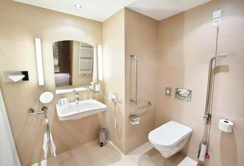اتاق دلوکس مخصوص معلولین, Austria Trend Hotel Savoyen Vienna   4 Stars Superior