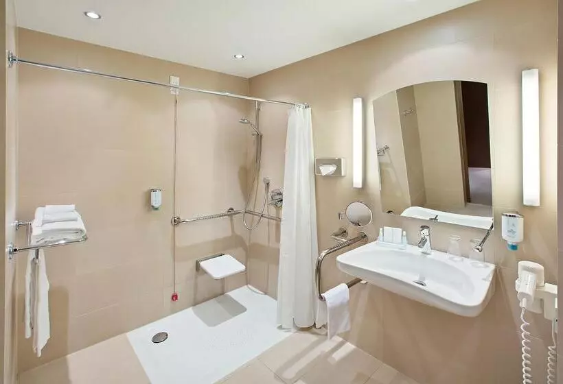 اتاق دلوکس مخصوص معلولین, Austria Trend Hotel Savoyen Vienna   4 Stars Superior