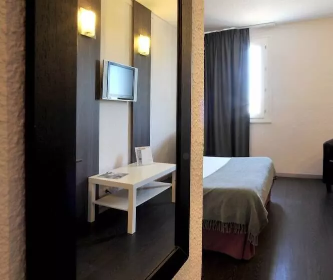 スタンダードトリプルルーム, Brit Hotel Montpellier Parc Expo