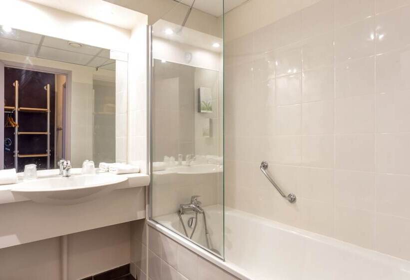 スーペリアールーム, Brit Hotel Montpellier Parc Expo