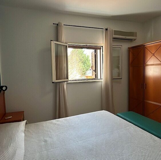 标准单人间, D'orleans