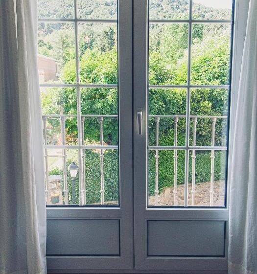 اتاق استاندارد, La Muñequilla