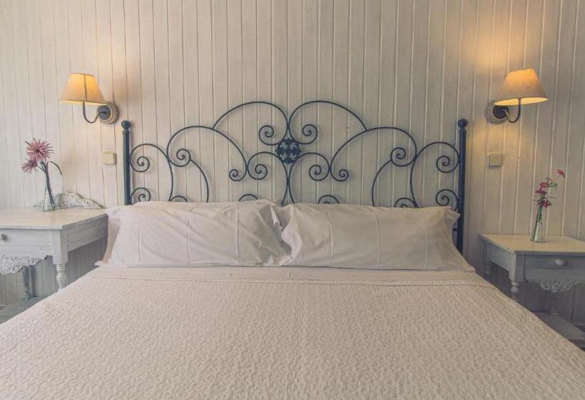 اتاق سوپریور, La Muñequilla