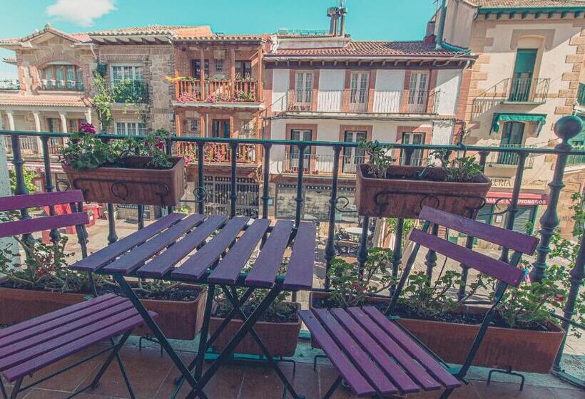 آپارتمان 2 خوابه با بالکن, La Muñequilla