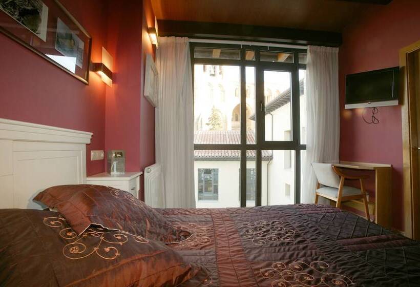 اتاق استاندارد, Las Murallas