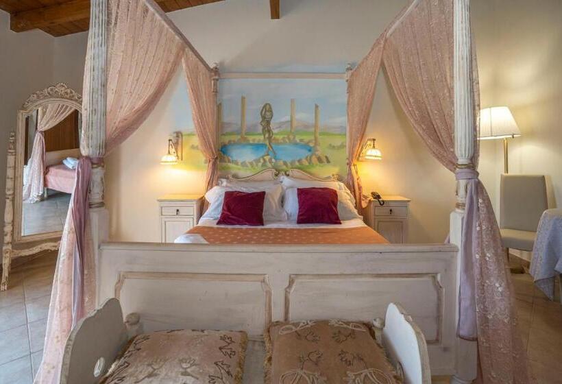 סוויטת ג'וניור, Tempio