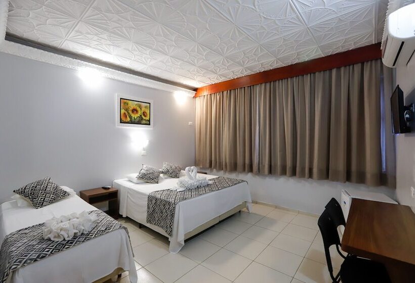 标准三人间, Mirante