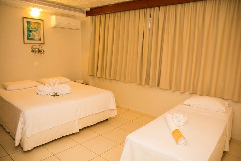 标准三人间, Mirante