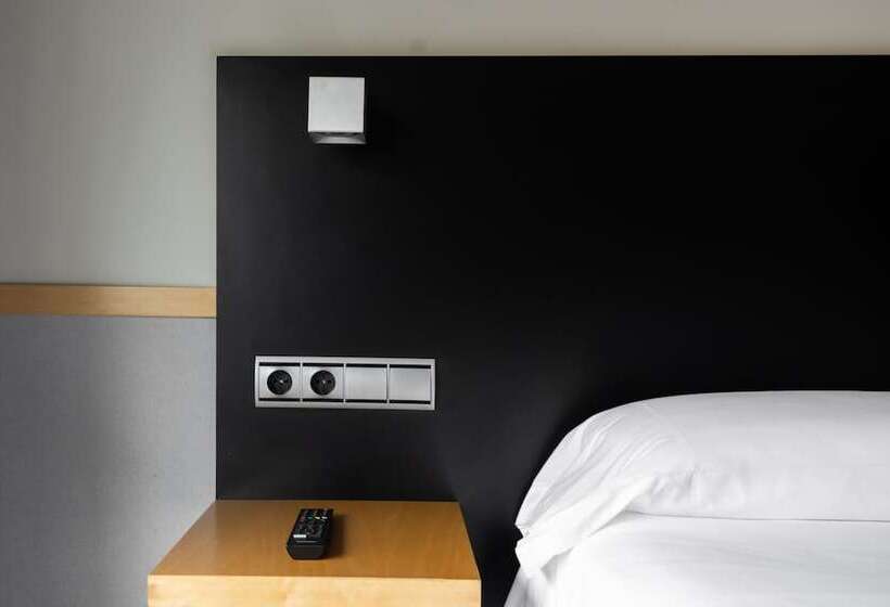 اتاق سوپریور, Onix Liceo