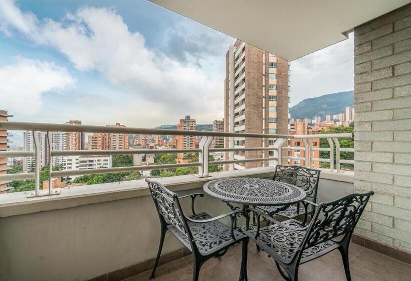 带1个卧室的带阳台的公寓, Poblado Alejandria