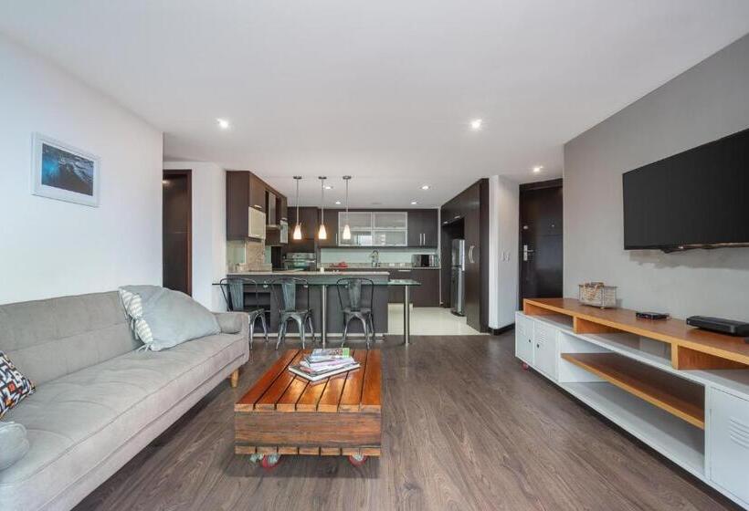 带1个卧室的带阳台的公寓, Poblado Alejandria