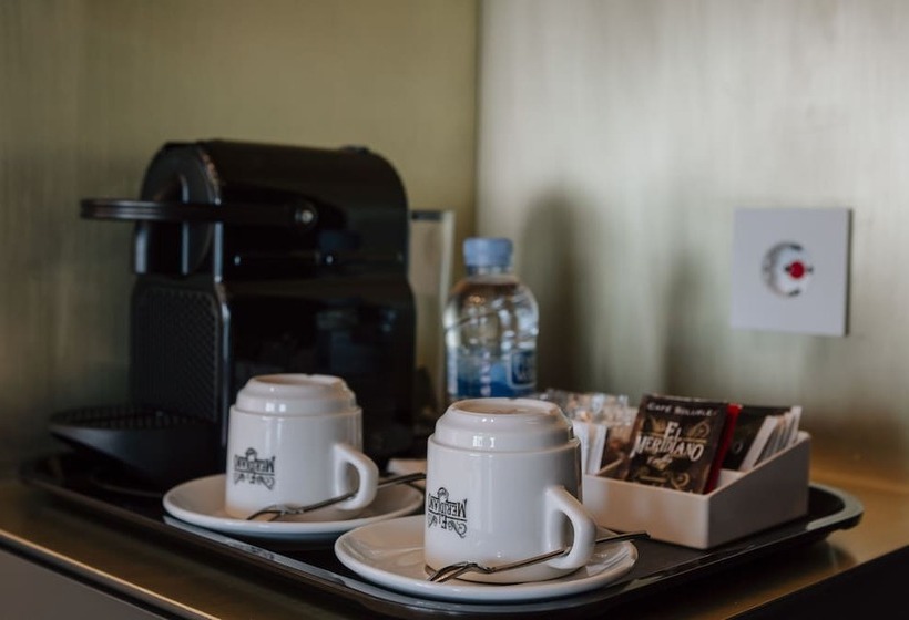 سوئیت جونیور با چشمانداز, Suites Del Mar By Melia