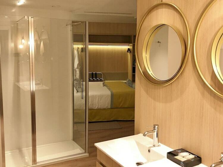 سوییت جونیور با چشمانداز دریا, Suites Del Mar By Melia