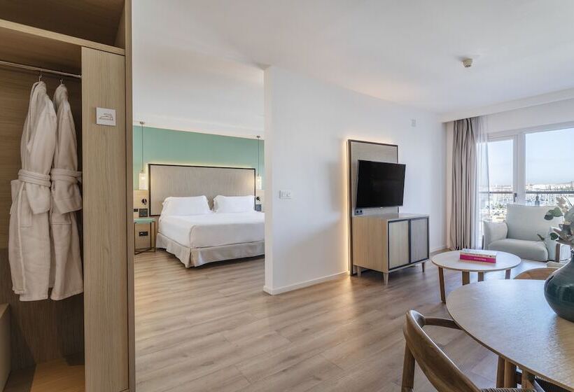 سوئیت جونیور با چشمانداز, Suites Del Mar By Melia