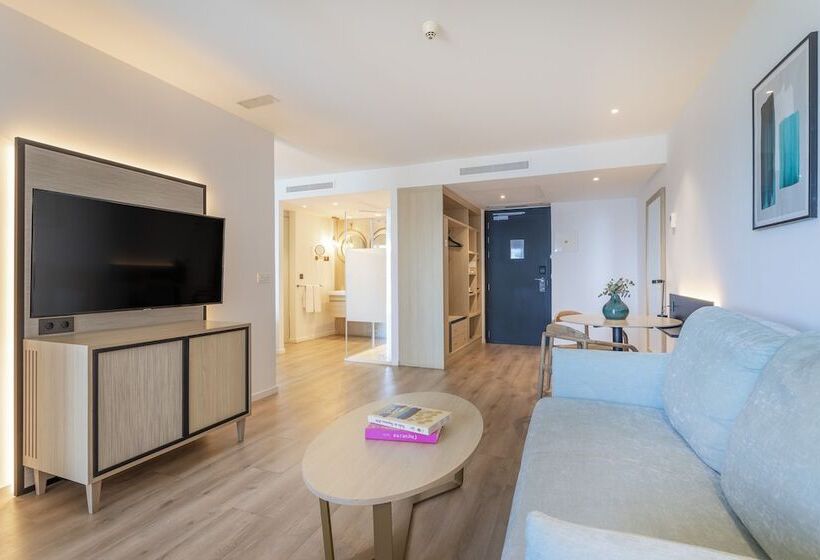 سوییت جونیور با چشمانداز دریا, Suites Del Mar By Melia