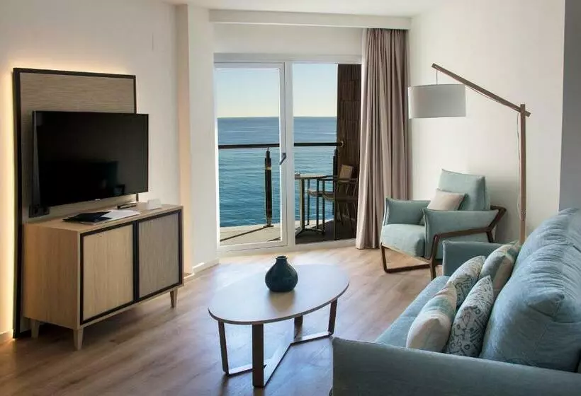 سوییت جونیور با چشم‌انداز دریا, Suites Del Mar By Melia