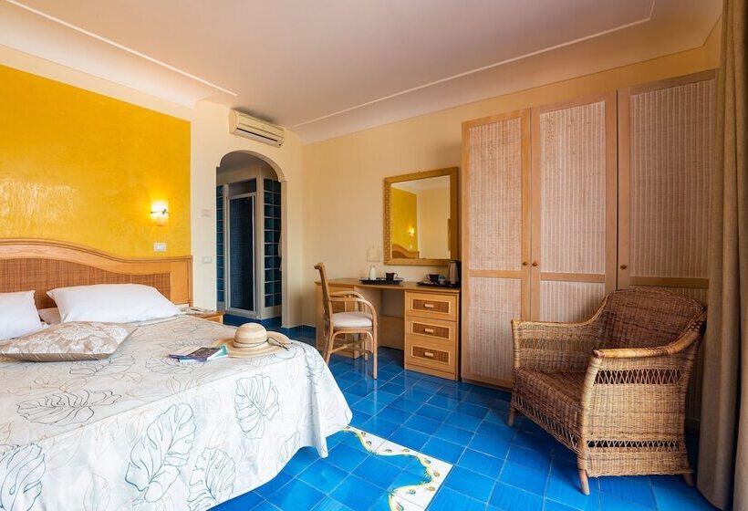 디럭스 룸, Terme Zi Carmela