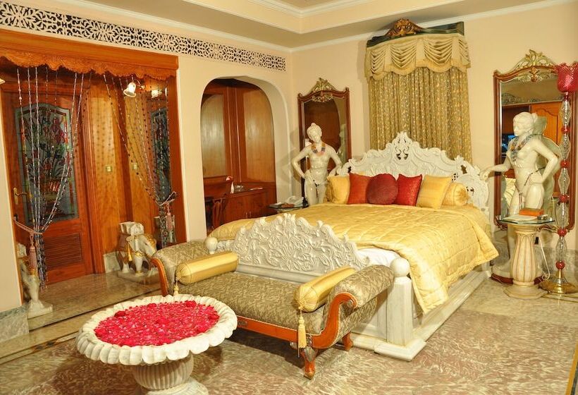 スイート, Shiv Vilas Resort