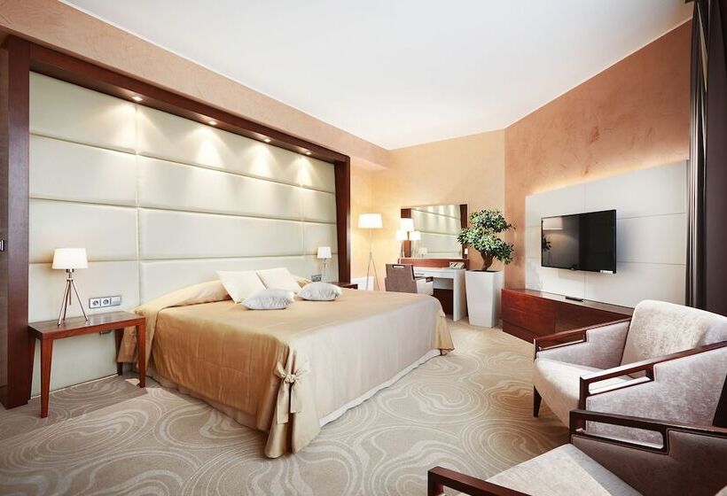 １ベッドルームアパートメント, Victoria  & Business Centre Minsk