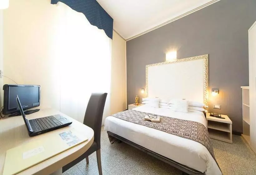 Standard Yhden Hengen Huone, Villa Igea