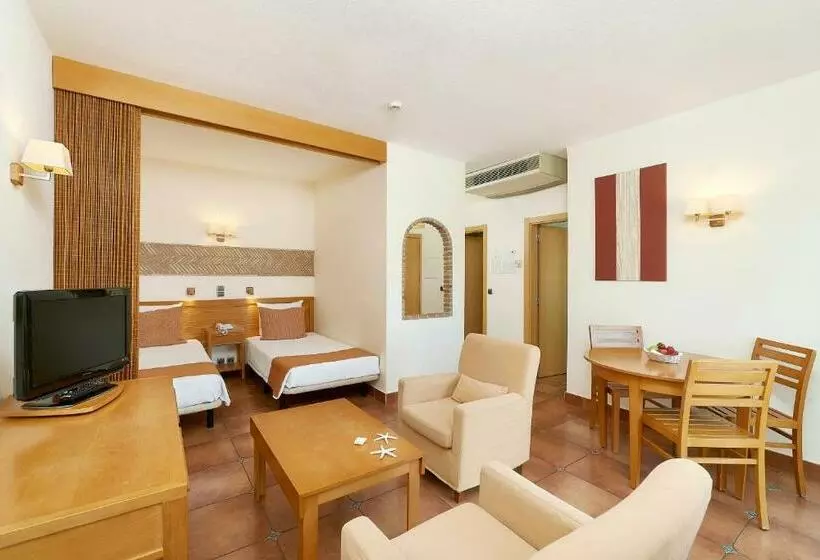 Classic-studio, Oceanus Apart