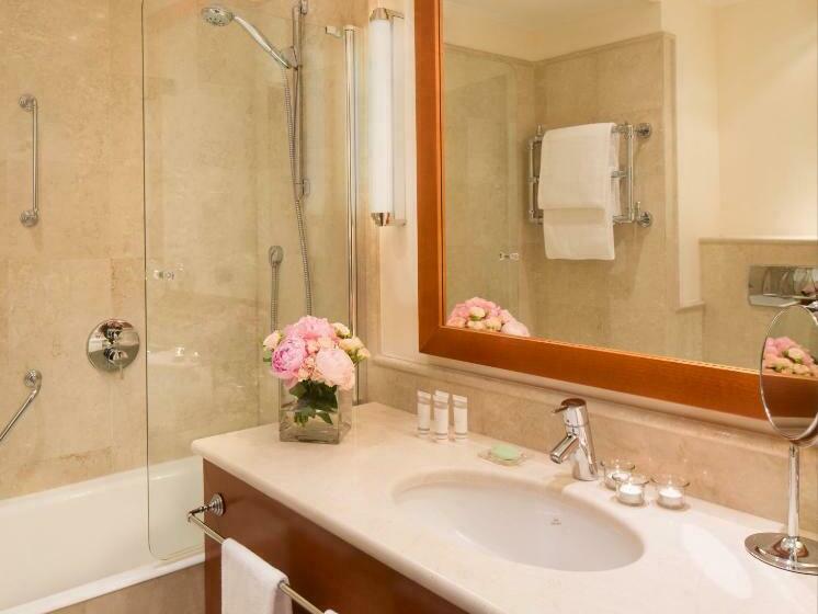 غرفة قياسية, Starhotels Grand Milan