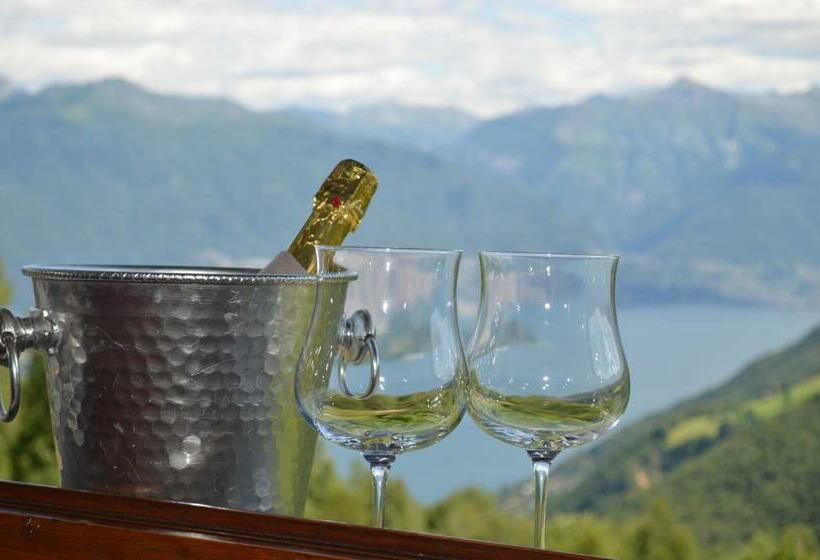 Номер Стандарт Вид на Горы, Albergo Diana