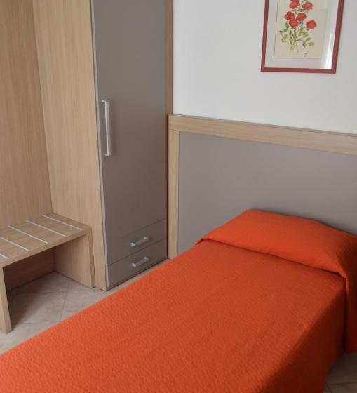 Номер Стандарт Индивидуальный, Albergo Diana