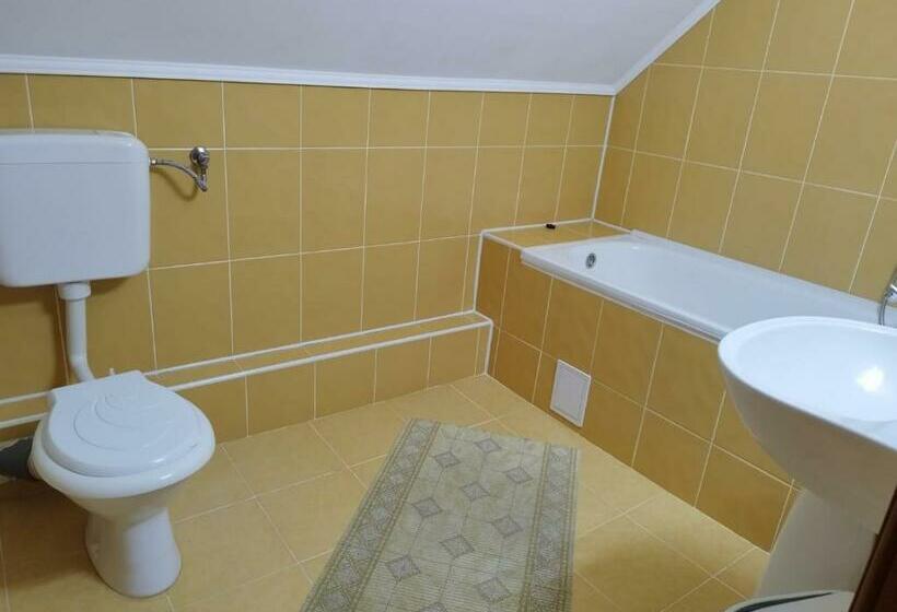 带3个卧室的公寓, Casa Ildikó