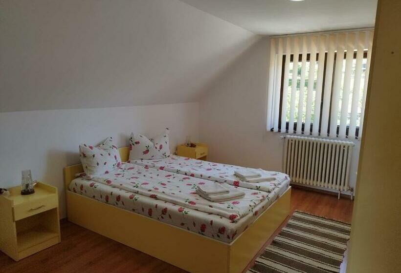 آپارتمان 3 خوابه, Casa Ildikó