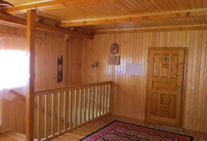 اتاق استاندارد سه نفره, Pensiunea Poiana De Vis