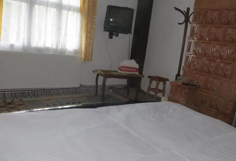 آپارتمان 2 خوابه, Pensiunea Poiana De Vis