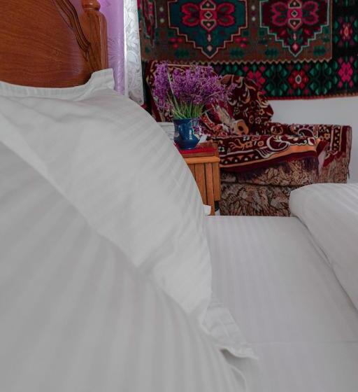 آپارتمان 2 خوابه, Pensiunea Poiana De Vis