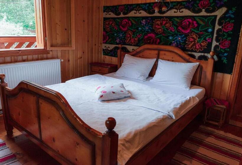 Номер Стандарт с Балконом, Pensiunea Poiana De Vis