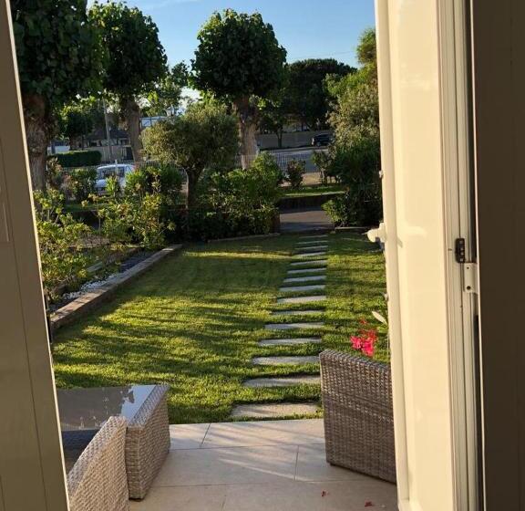 テラス付きスタンダードルーム, Mariana Plage