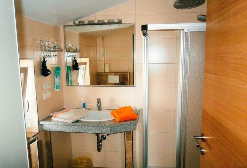 스탠다드 발코니 룸, Pension Susi