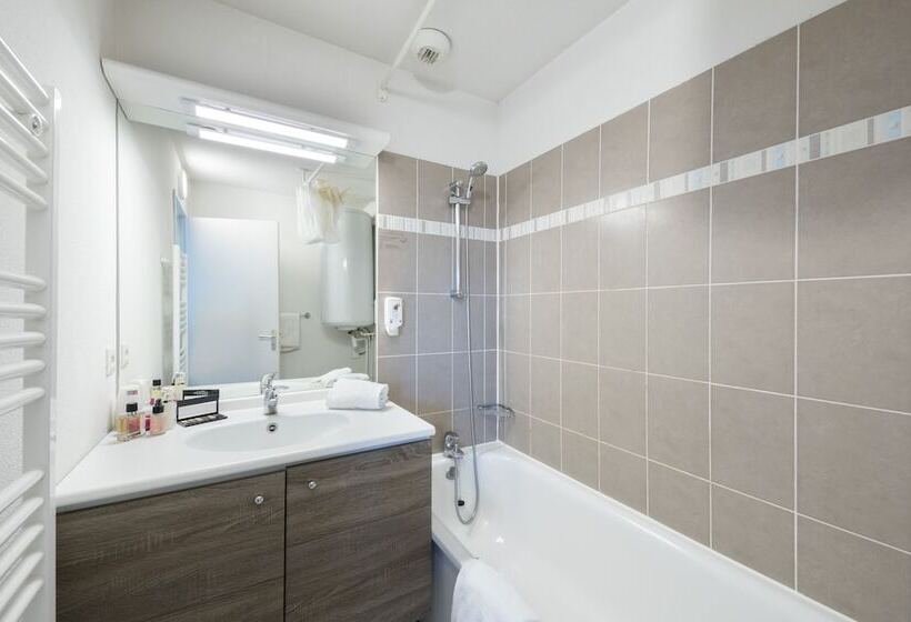 Апартаменты 1 Спальня, Garden & City Clermont Ferrand   Gerzat