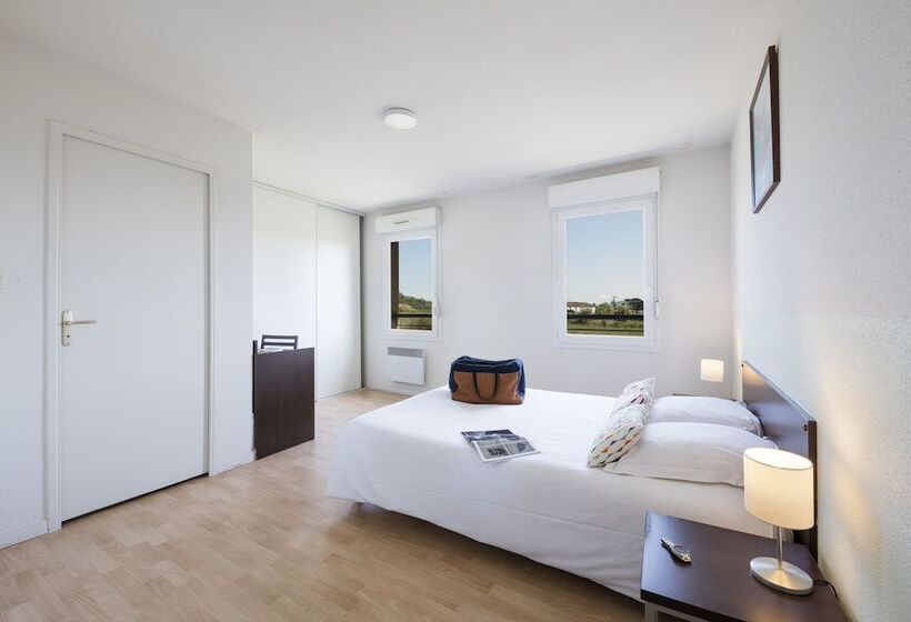 Апартаменты 1 Спальня, Garden & City Clermont Ferrand   Gerzat