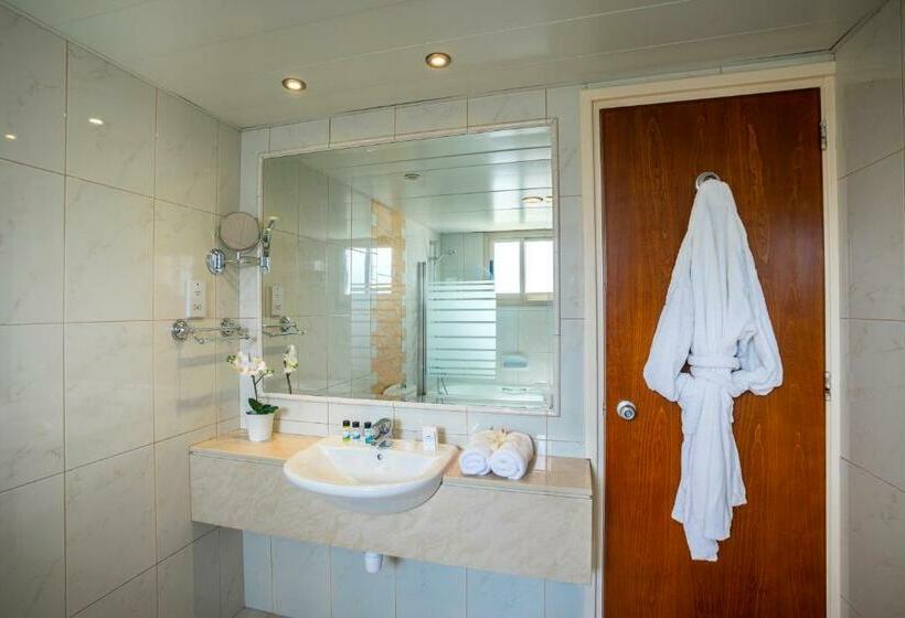 スイート（家族用）, Aquamare Beach Hotel & Spa