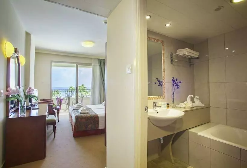 オーシャンビュースタンダードルーム, Aquamare Beach Hotel & Spa