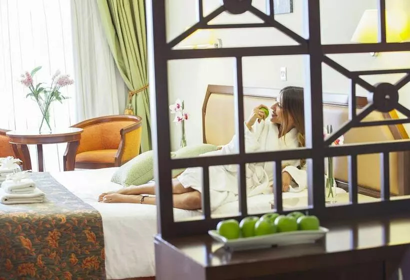 スイート（家族用）, Aquamare Beach Hotel & Spa