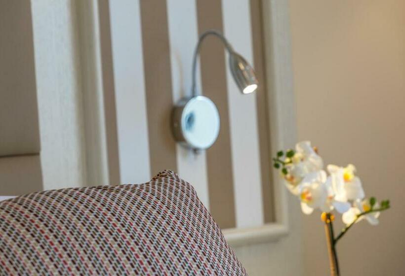 インサイドのスーペリアルーム, Aquamare Beach Hotel & Spa