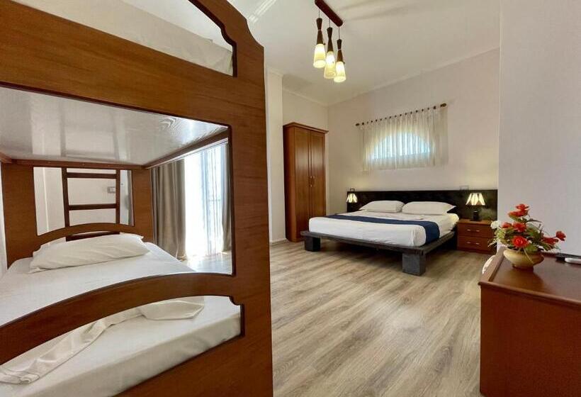 חדר סטנדרט לארבעה נוף לים, Benilva