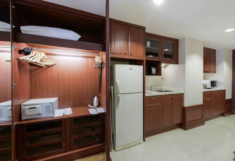 Quarto Deluxe, Centre Point Sukhumvit Thong Lo