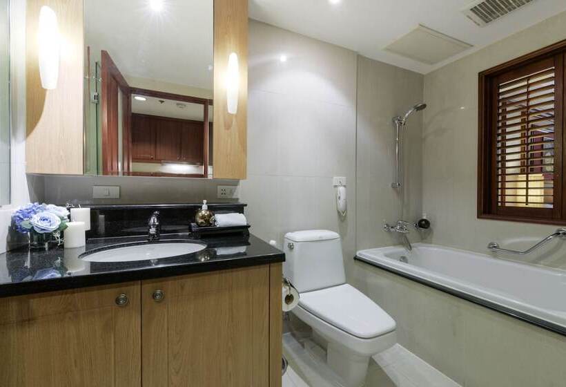 Quarto Deluxe, Centre Point Sukhumvit Thong Lo